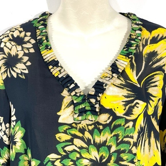 Banana Republic Ivy League Green Floral Print Blouse - Picture 4 of 16